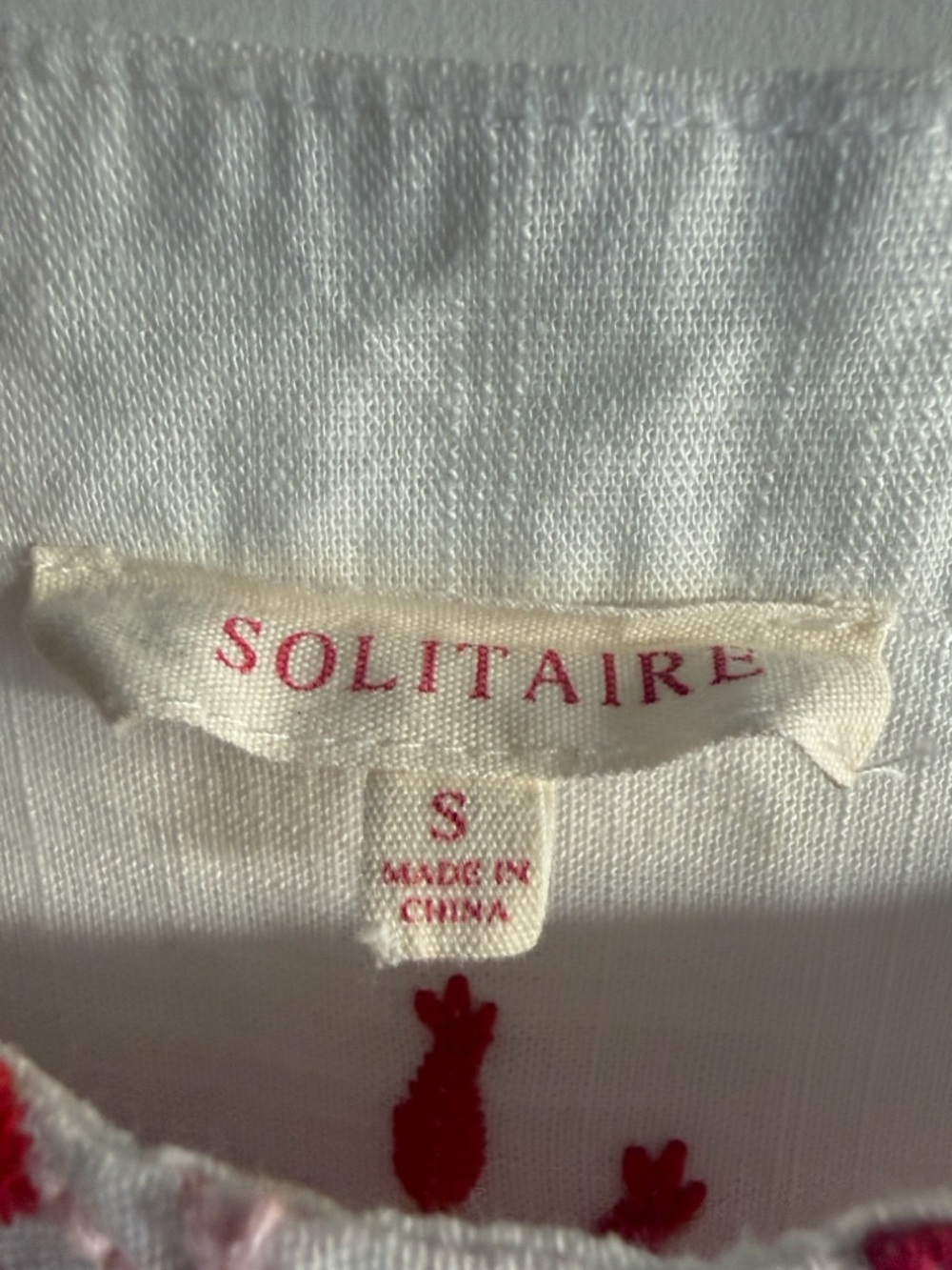 White Embroidered Floral Blouse with Pink-Red Accents - Picture 5 of 10
